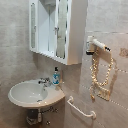Pensión Casa Atena